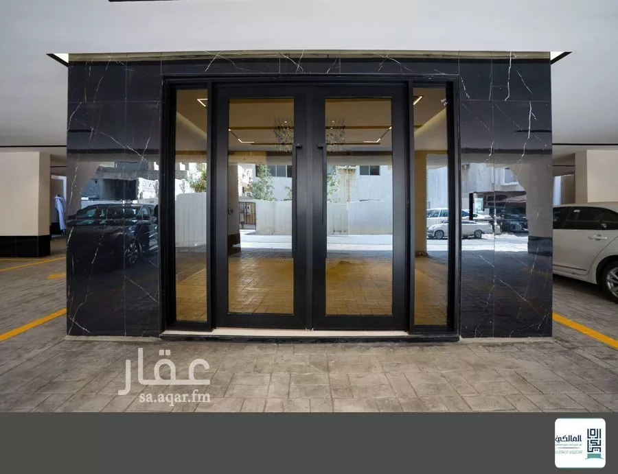 4 bedroom apartment in Al Rawdah 14