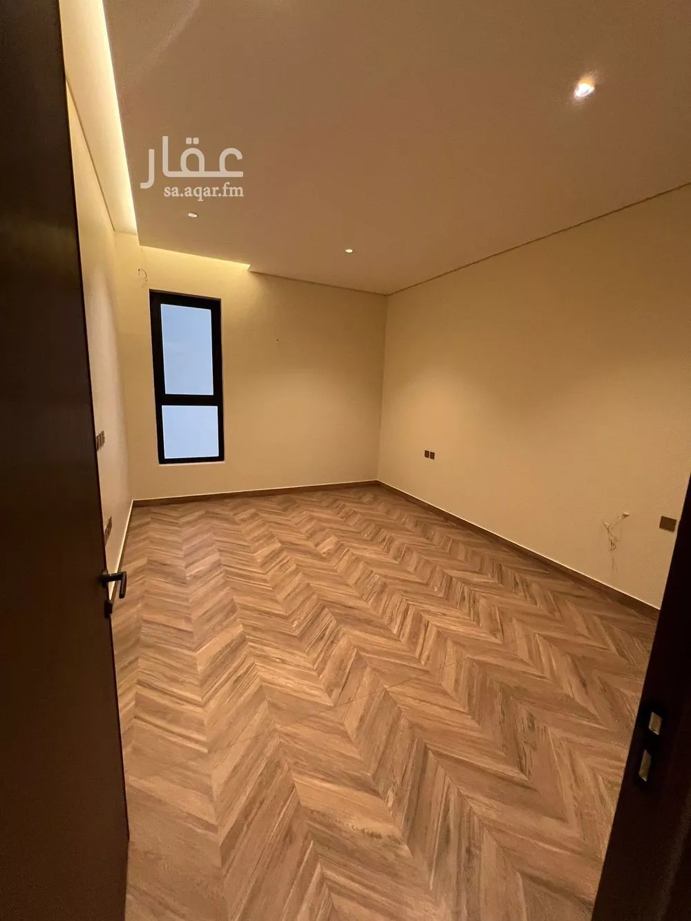 دور 4 غرف في الملك عبدالله 17