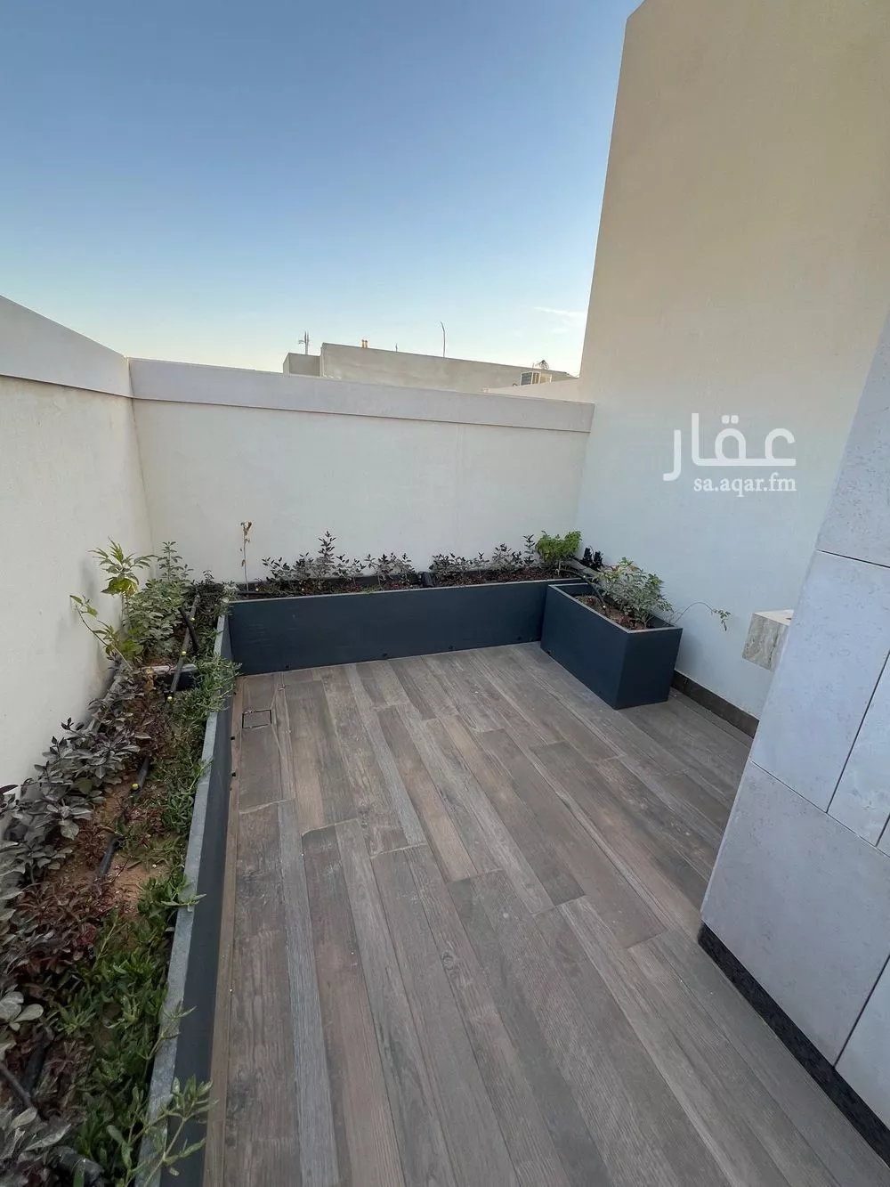 دور 4 غرف في الملك عبدالله 8