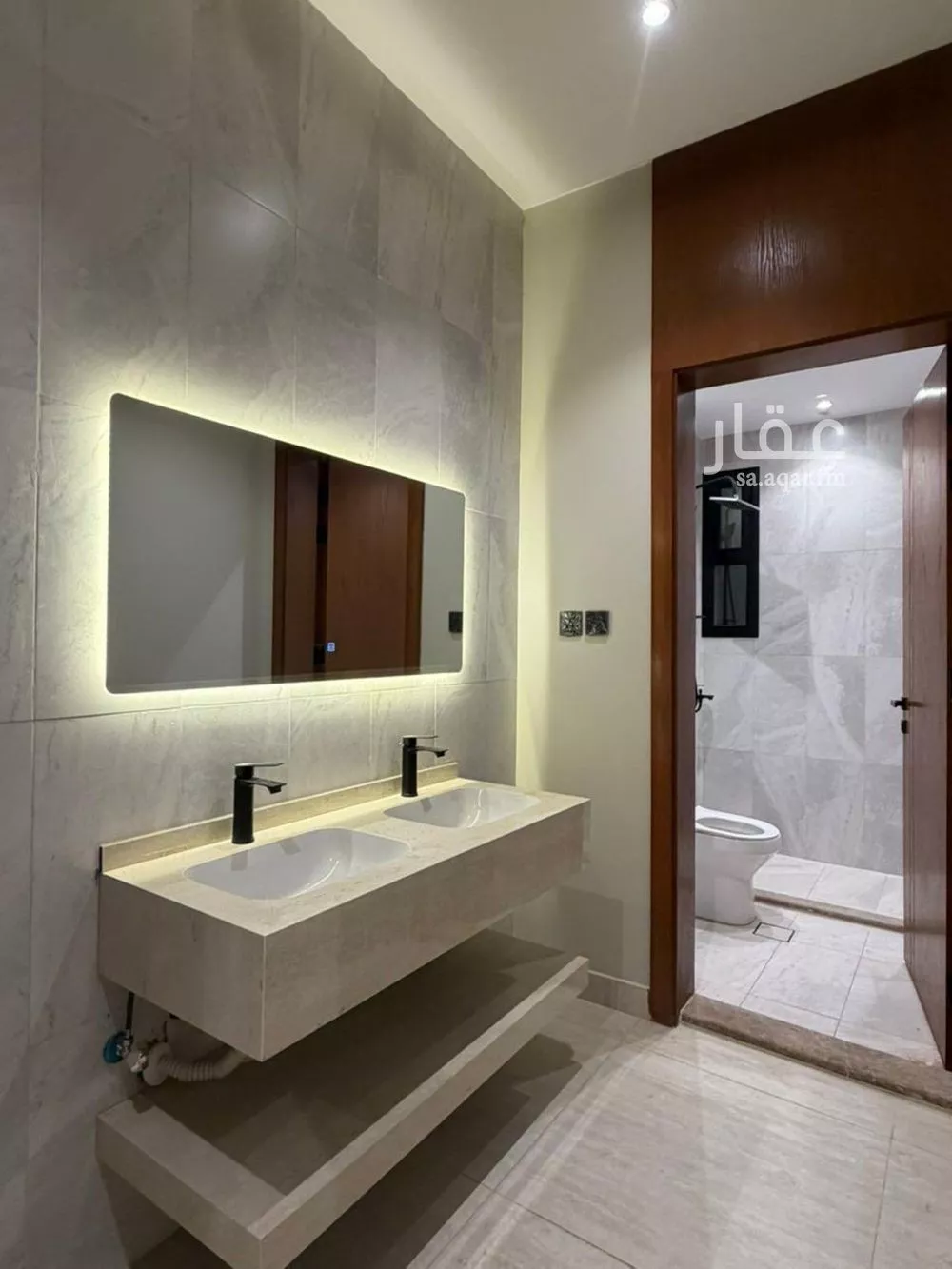 6 bedroom apartment in Al Marwa 14