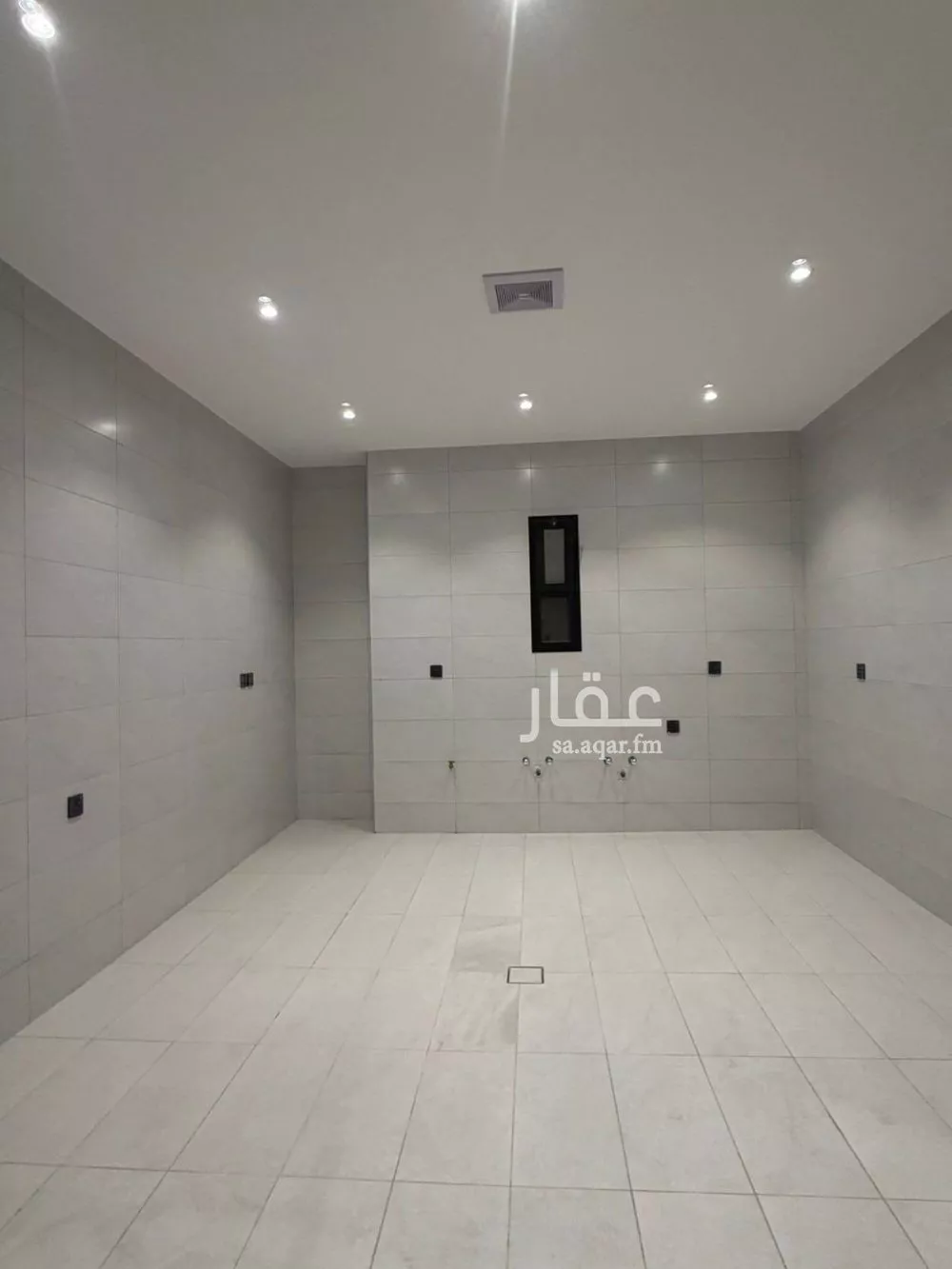 6 bedroom apartment in Al Marwa 10