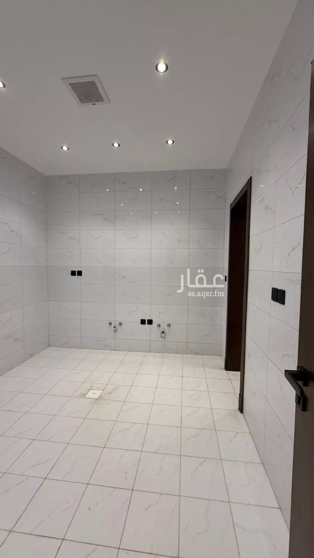 شقة 4 غرف في الصفا 6