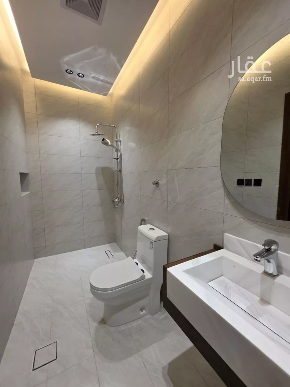 3 bedroom apartment in Al Naeem 8