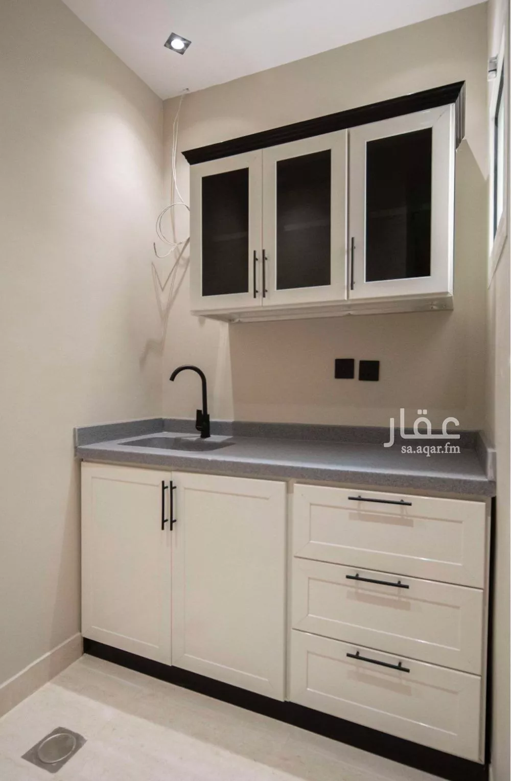 1 bedroom apartment in Al Qairawan 3