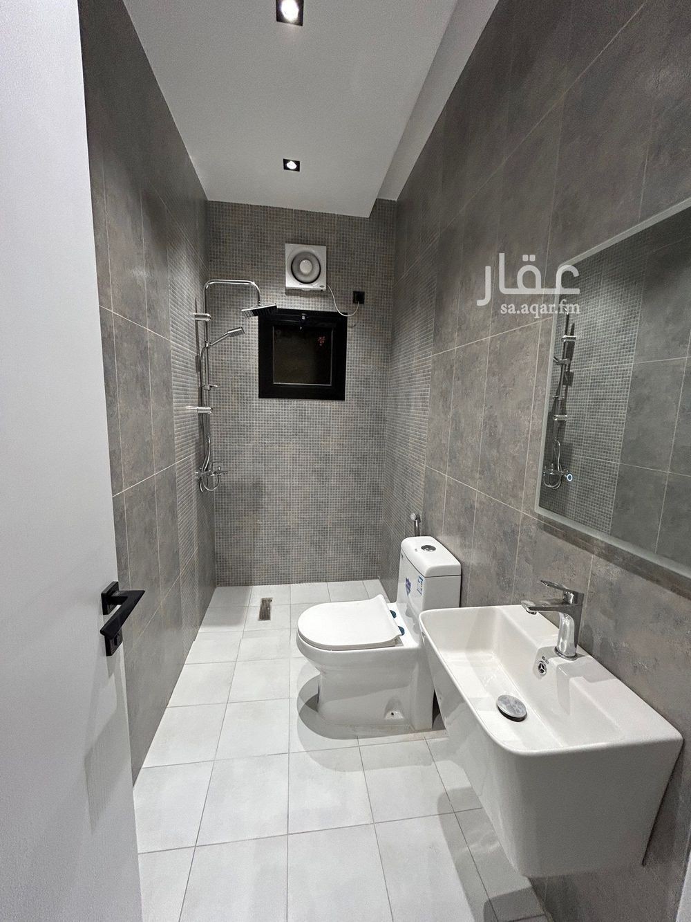 5 bedroom apartment in Ar Rayan, Jeddah 12