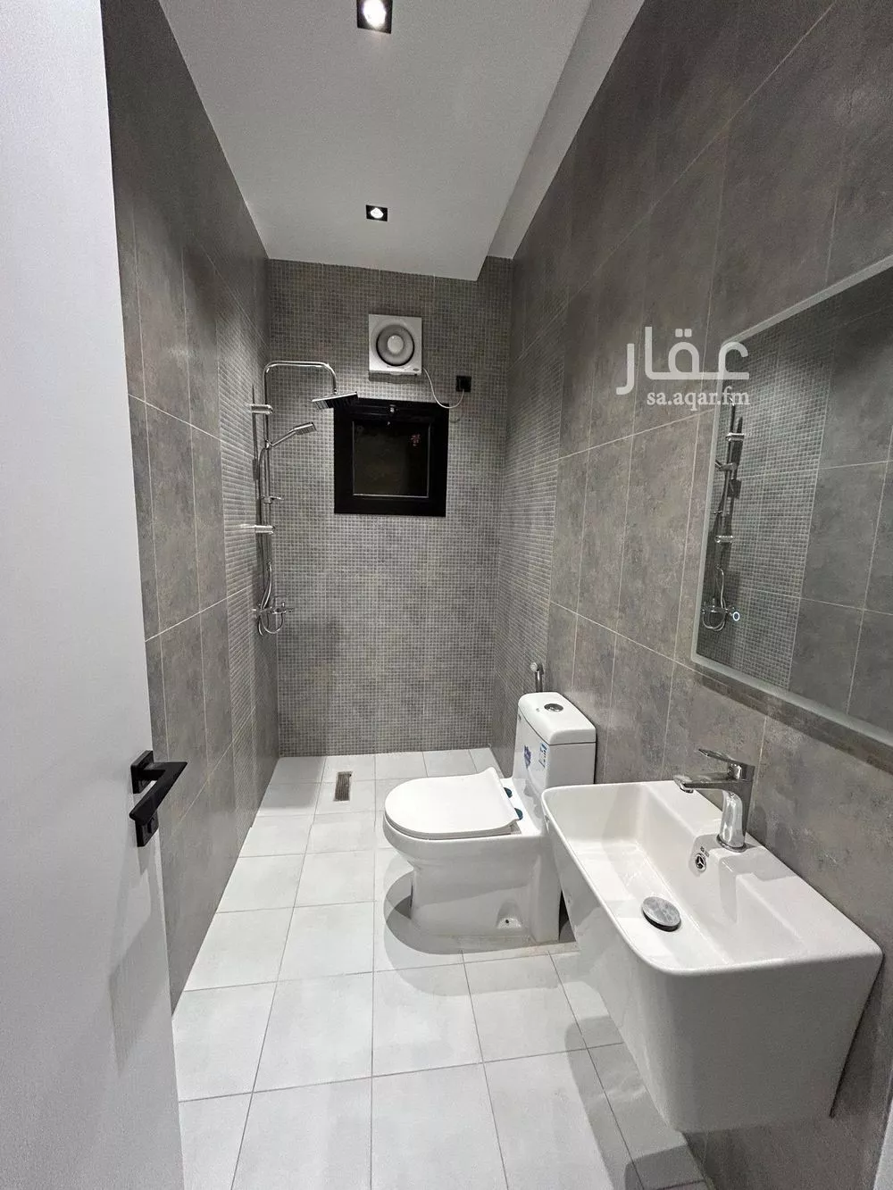 5 bedroom apartment in Ar Rayan 12