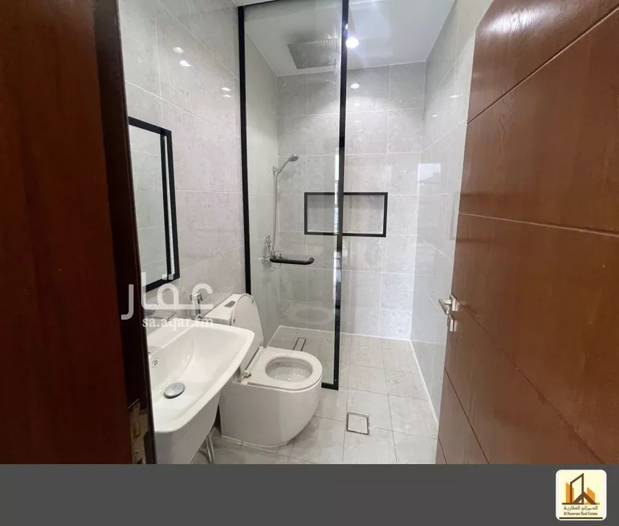 4 bedroom apartment in Al Marwa 10