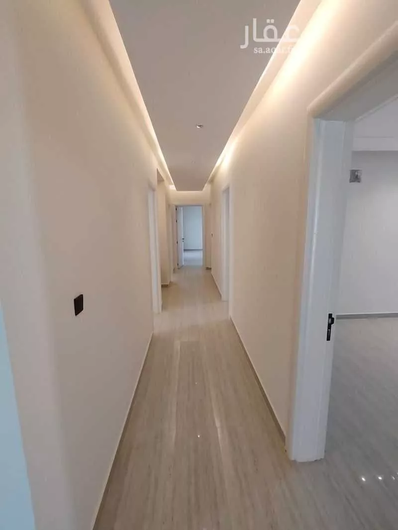 4 bedroom apartment in Ash Shulah, Eastern Province 2