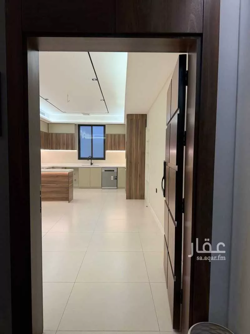 شقة في الروضة