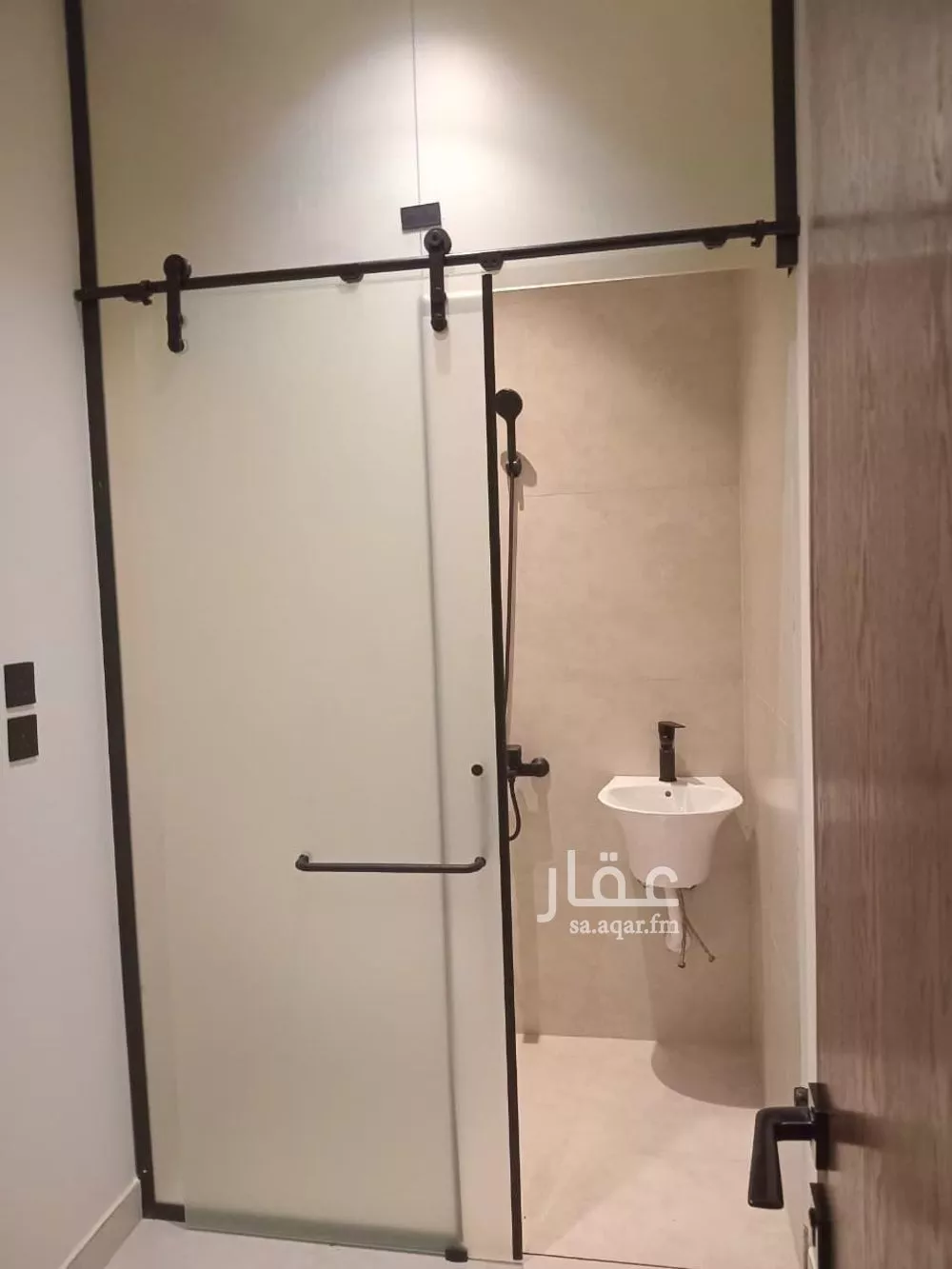 6 bedroom apartment in Al Nahda 20