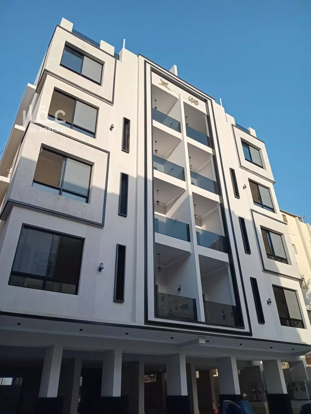 6 bedroom apartment in Al Nahda 3