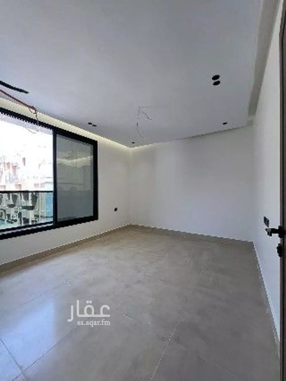 4 bedroom apartment in Al Rawdah 13