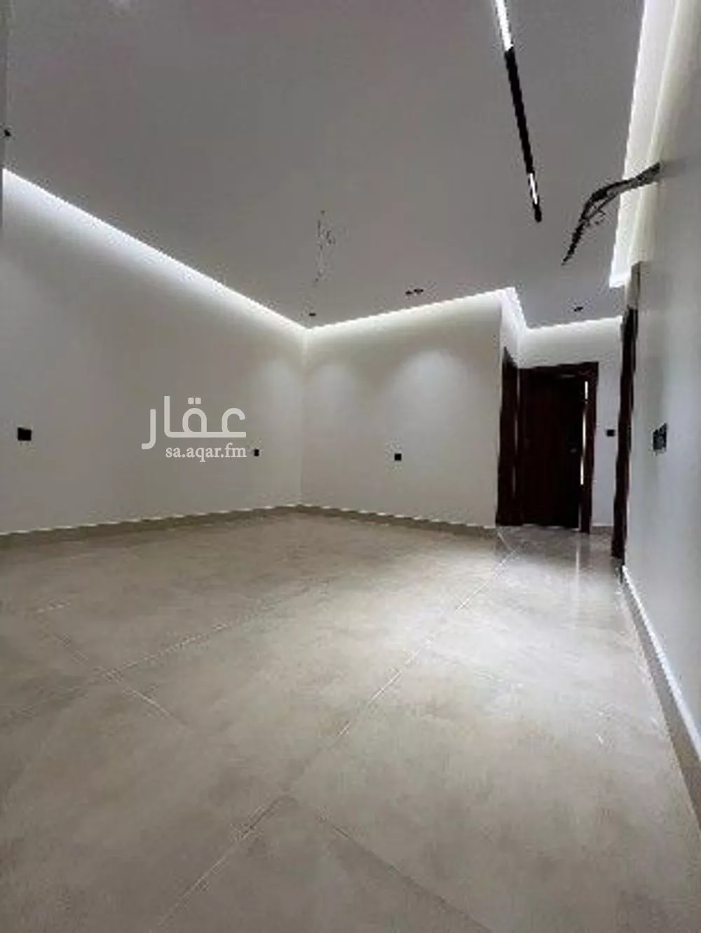 4 bedroom apartment in Al Rawdah 7