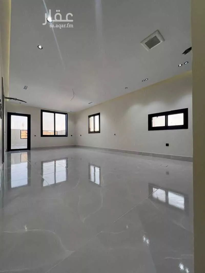 4 bedroom apartment in Al Rawdah 15