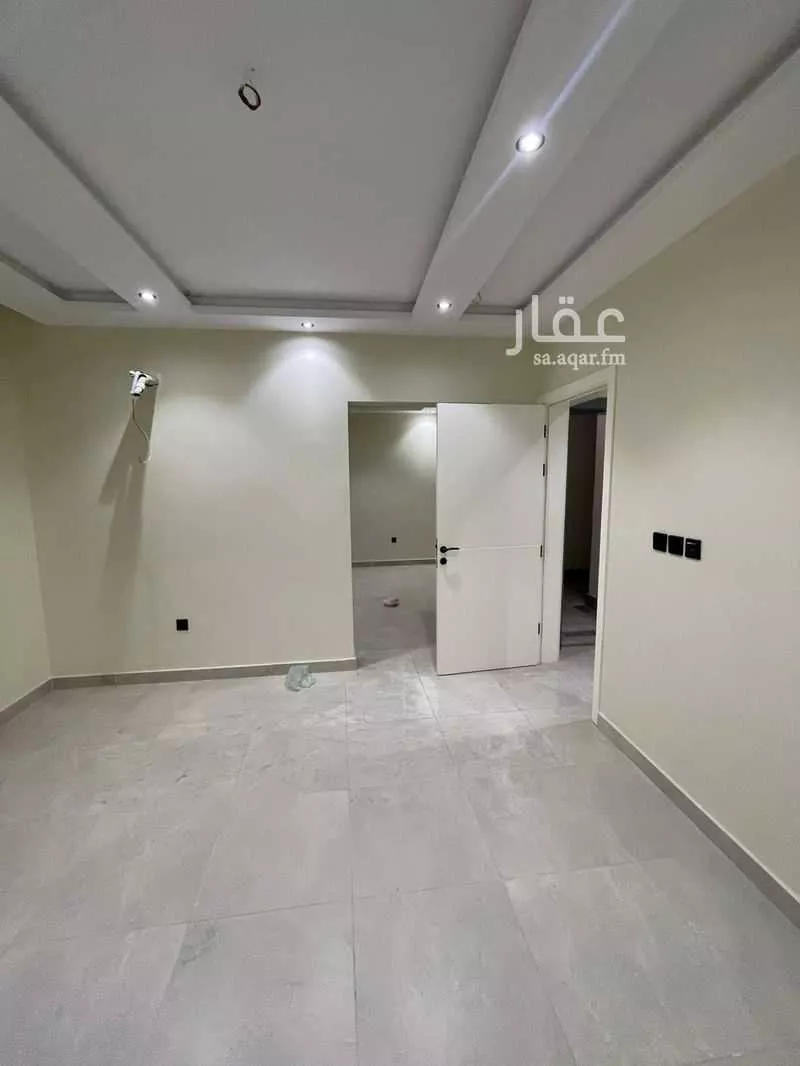 شقة 7 غرف في الريان 19