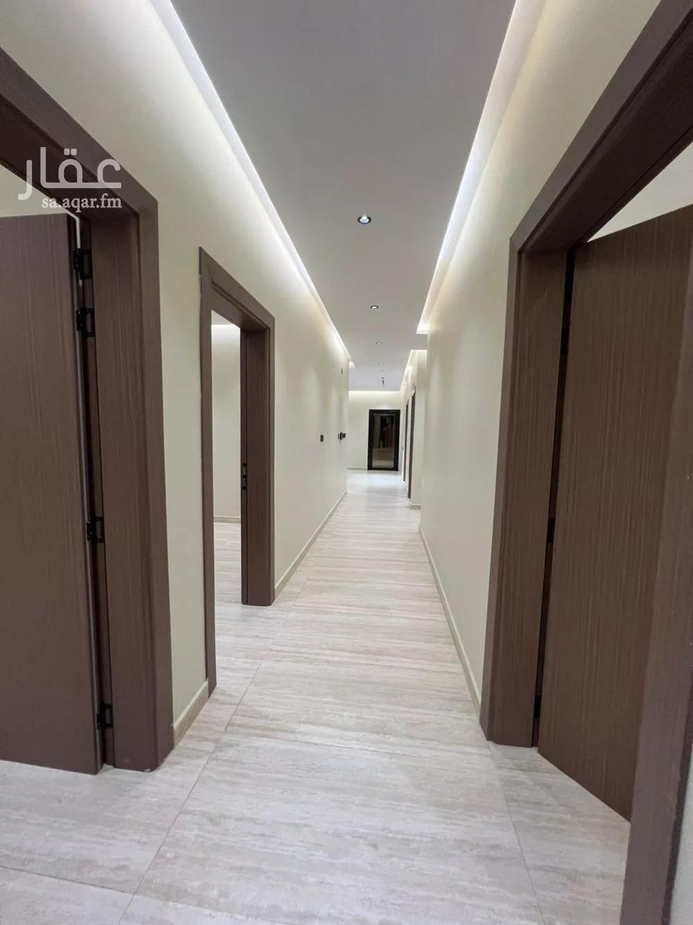 شقة 4 غرف في الروضة 10