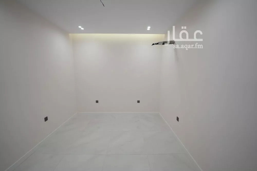 شقة 3 غرف في الزهراء 12