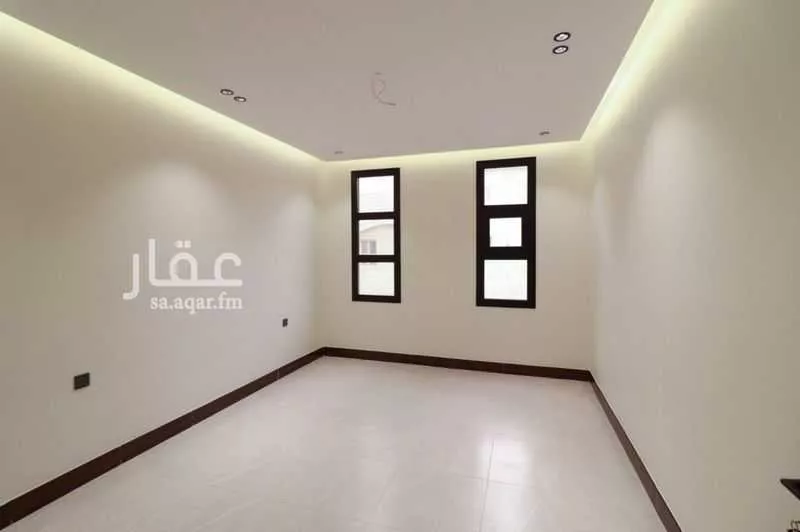 شقة 4 غرف في الروضة 6