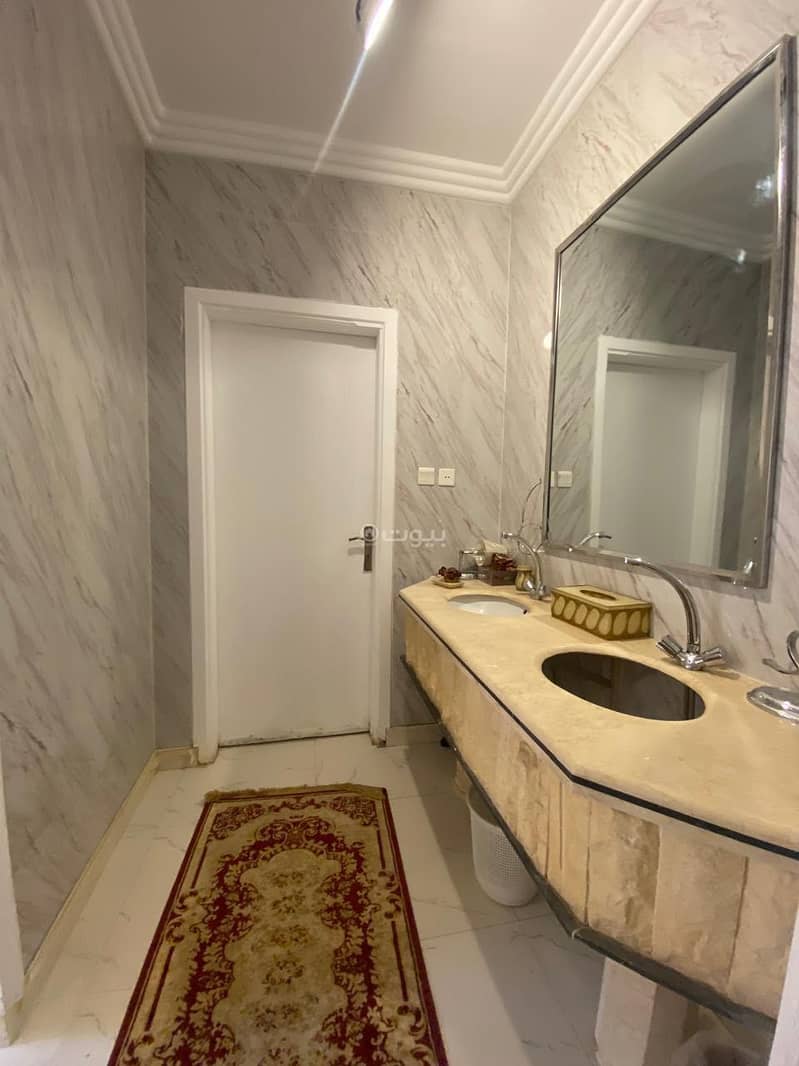 5 bedroom villa in Ishbiliyah, Riyadh 15
