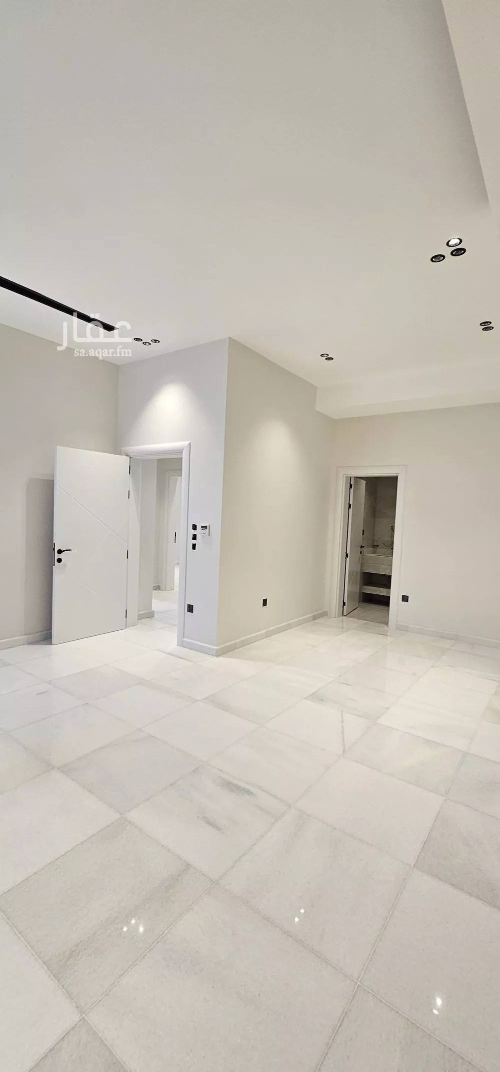 5 bedroom apartment in Al Zahra 16
