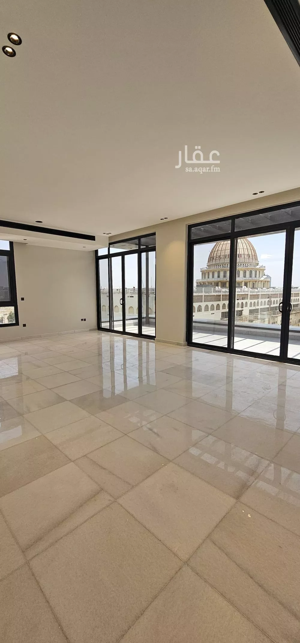5 bedroom apartment in Al Zahra 4