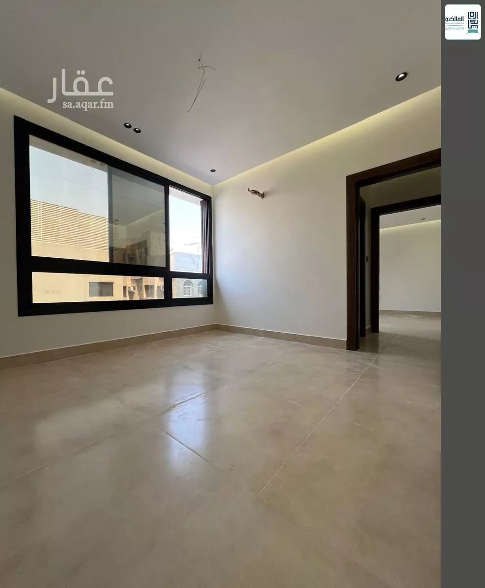 4 bedroom apartment in Al Rawdah 8