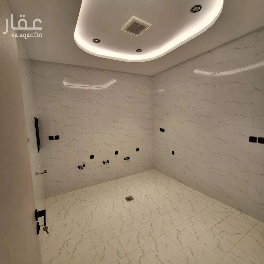 5 bedroom apartment in Al Safa, Jeddah 6