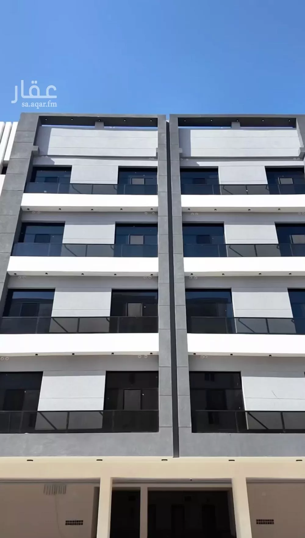 4 bedroom apartment in Al Rawdah 5