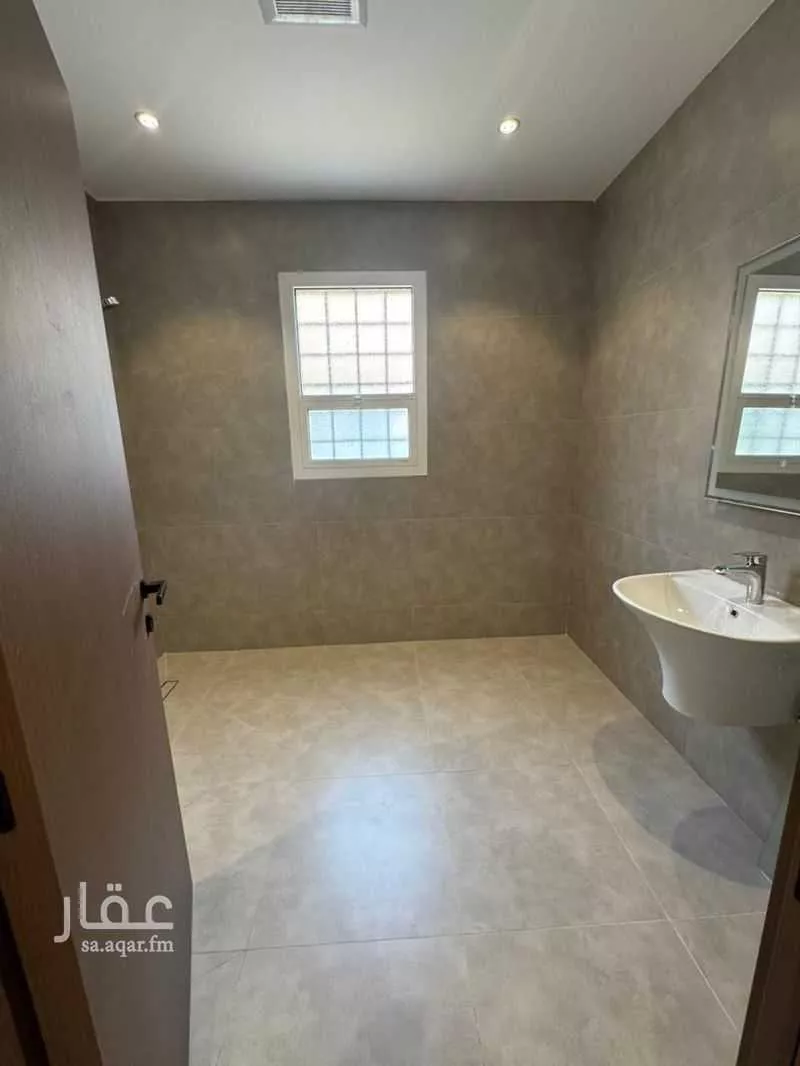 4 bedroom villa in Al Mughrizat, Riyadh 10