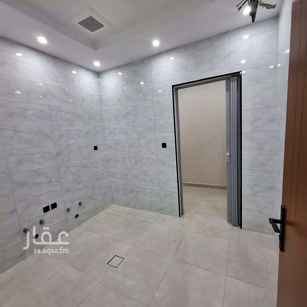 4 bedroom apartment in Al Safa 14