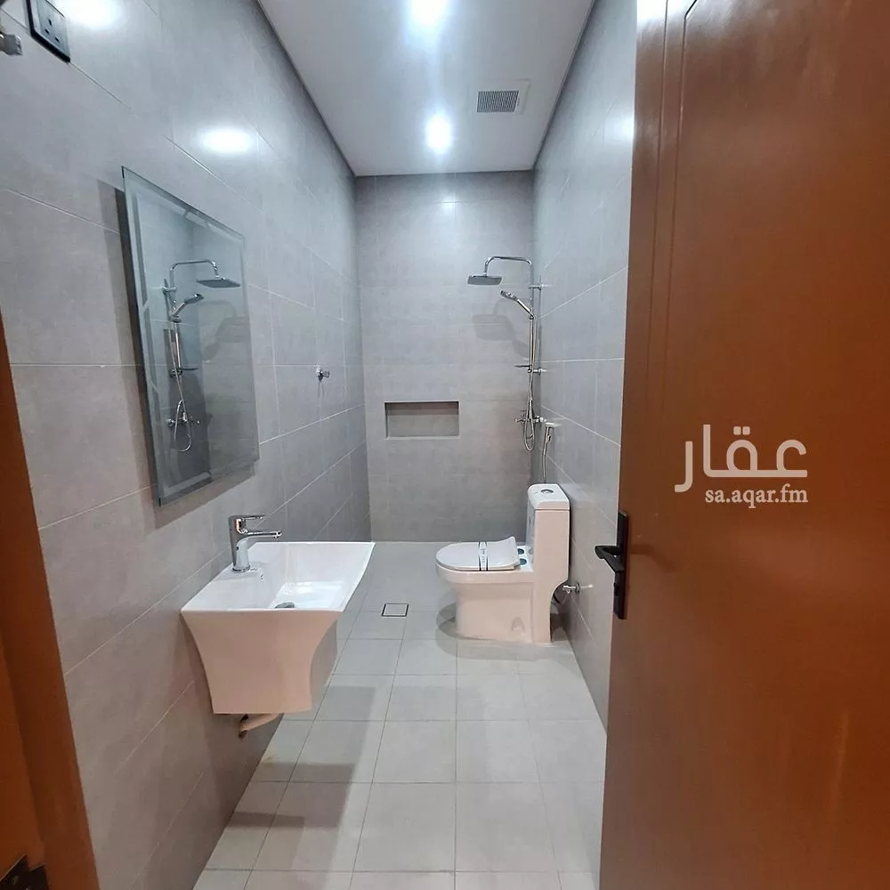 4 bedroom apartment in Al Safa 7