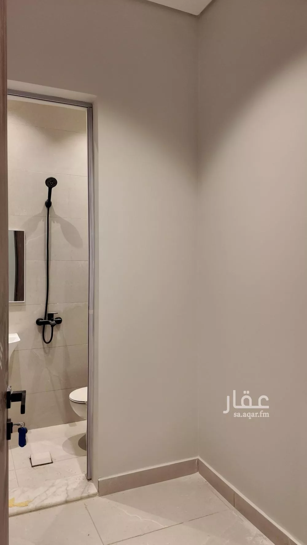 6 bedroom apartment in Al Salamah 19