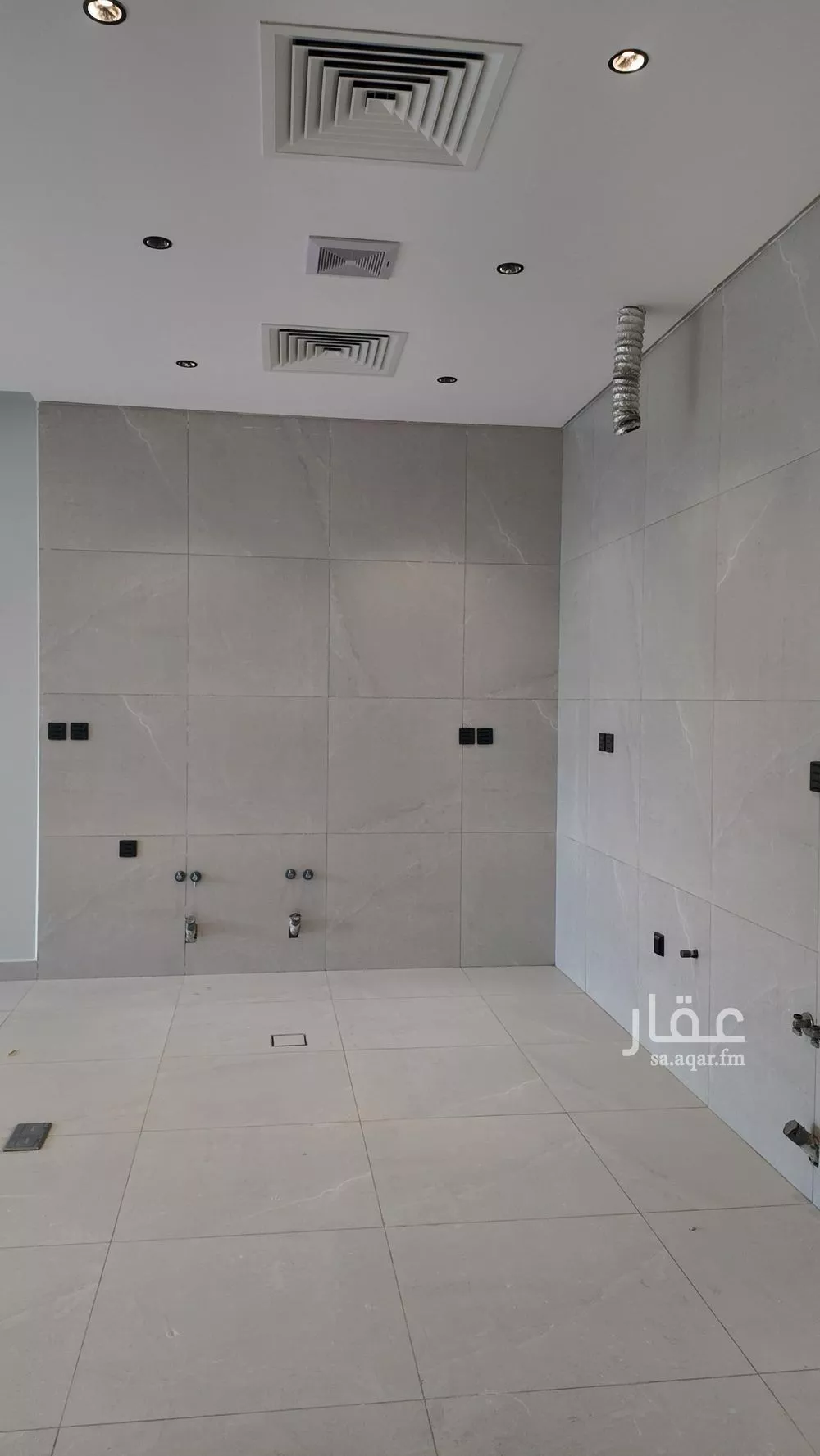 6 bedroom apartment in Al Salamah 23