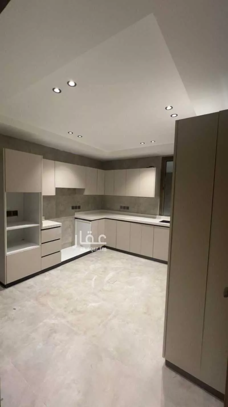 3 bedroom apartment in Al Jamiyin 18