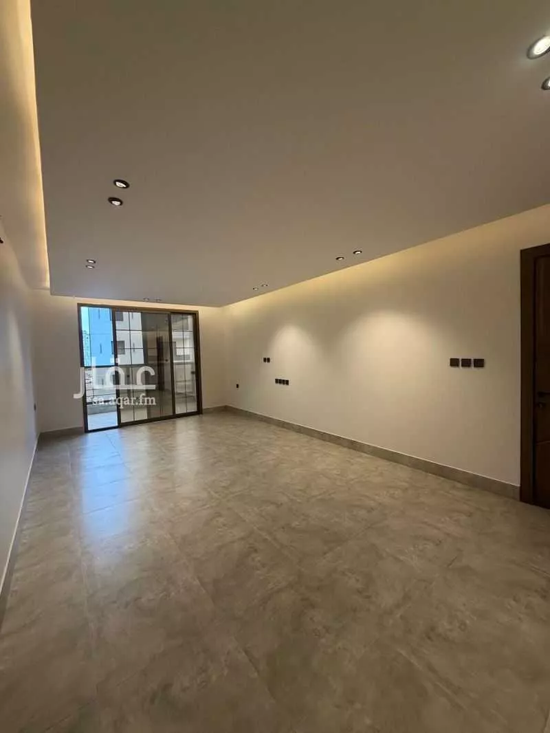 3 bedroom apartment in Al Jamiyin 5