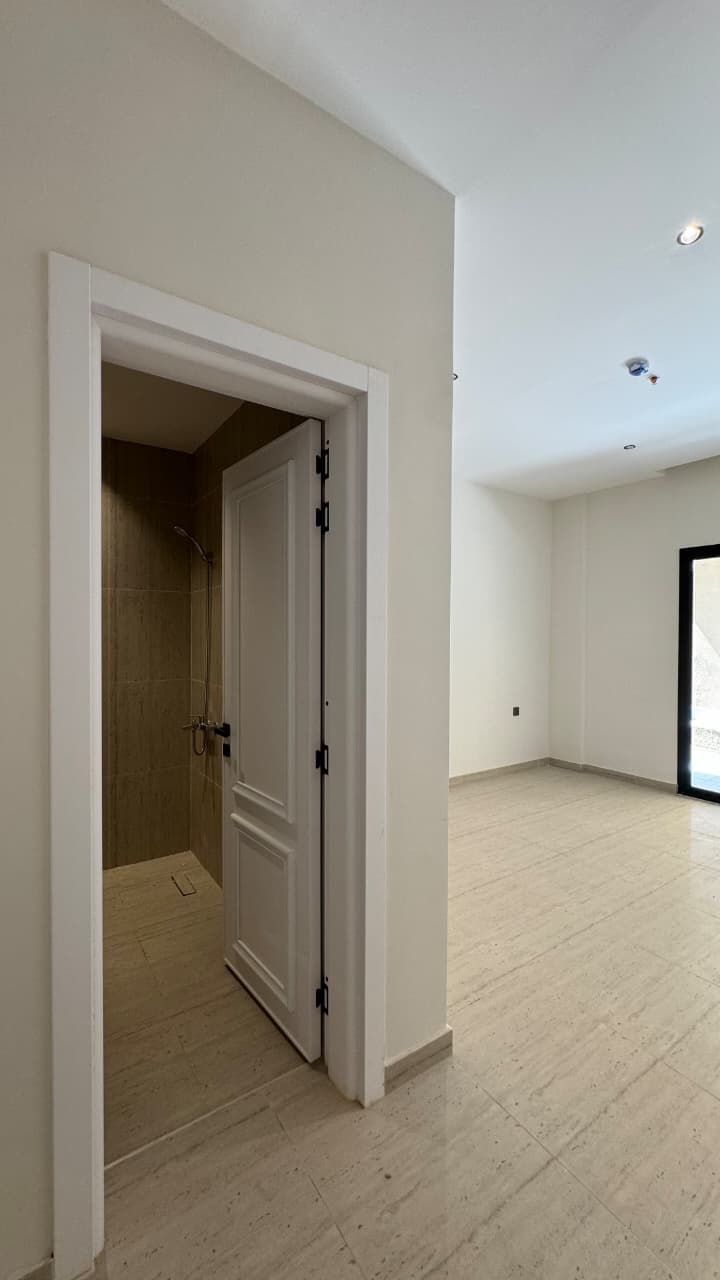 2 bedroom apartment in Irqah 11