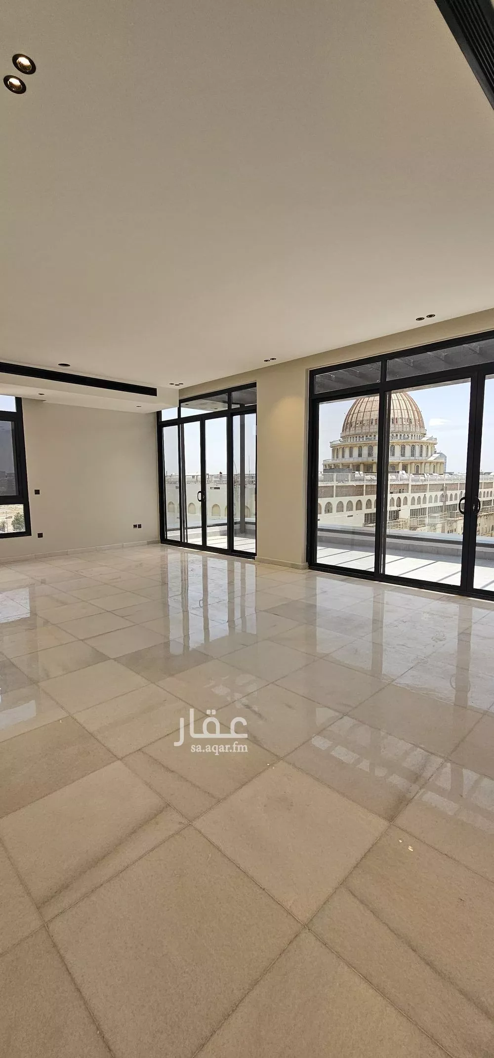 5 bedroom apartment in Al Zahra 13