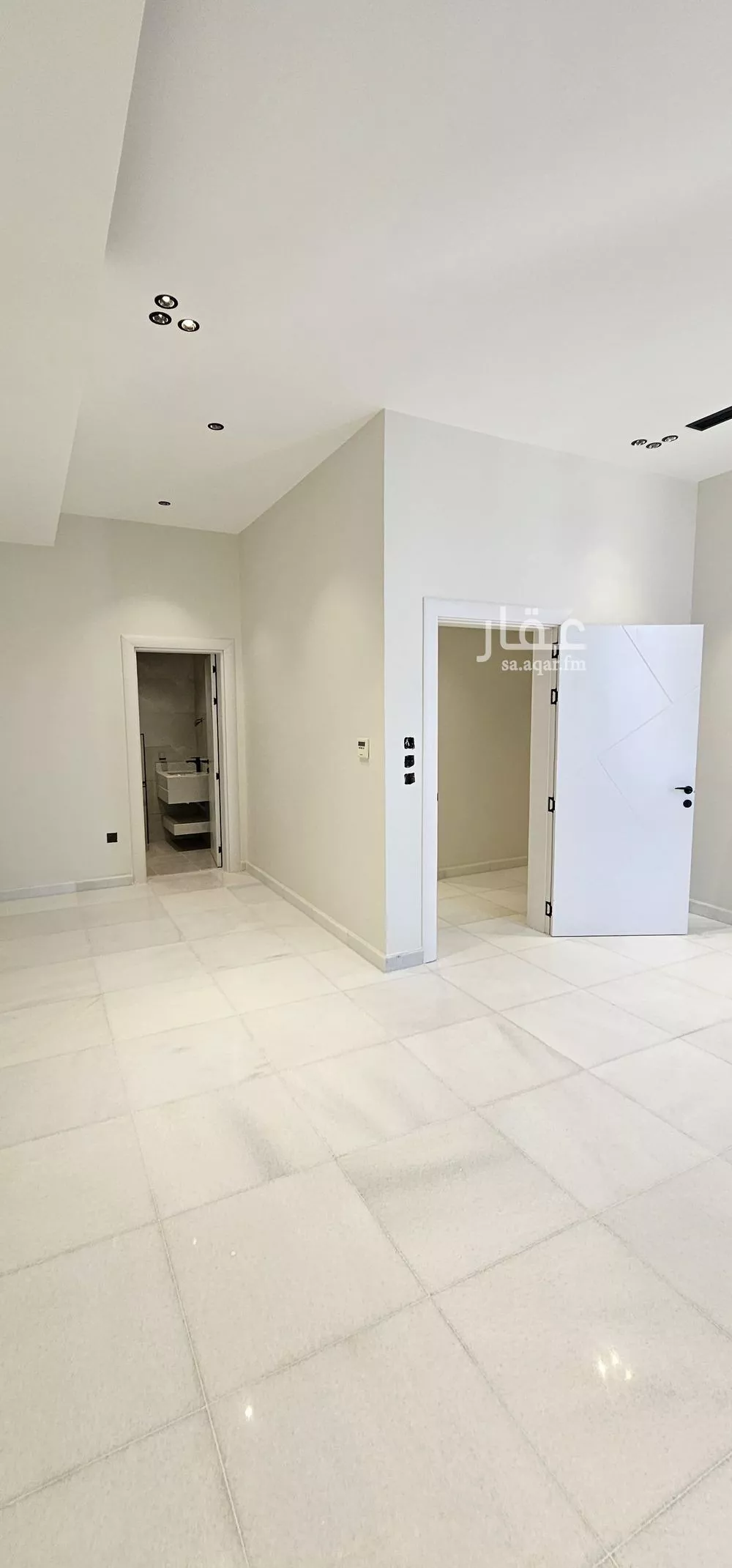 5 bedroom apartment in Al Zahra 7