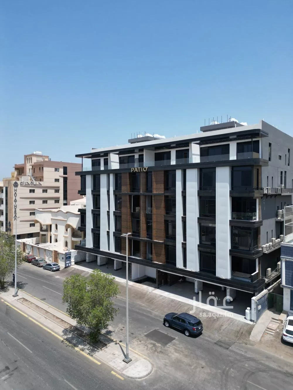 5 bedroom apartment in Al Zahra 8