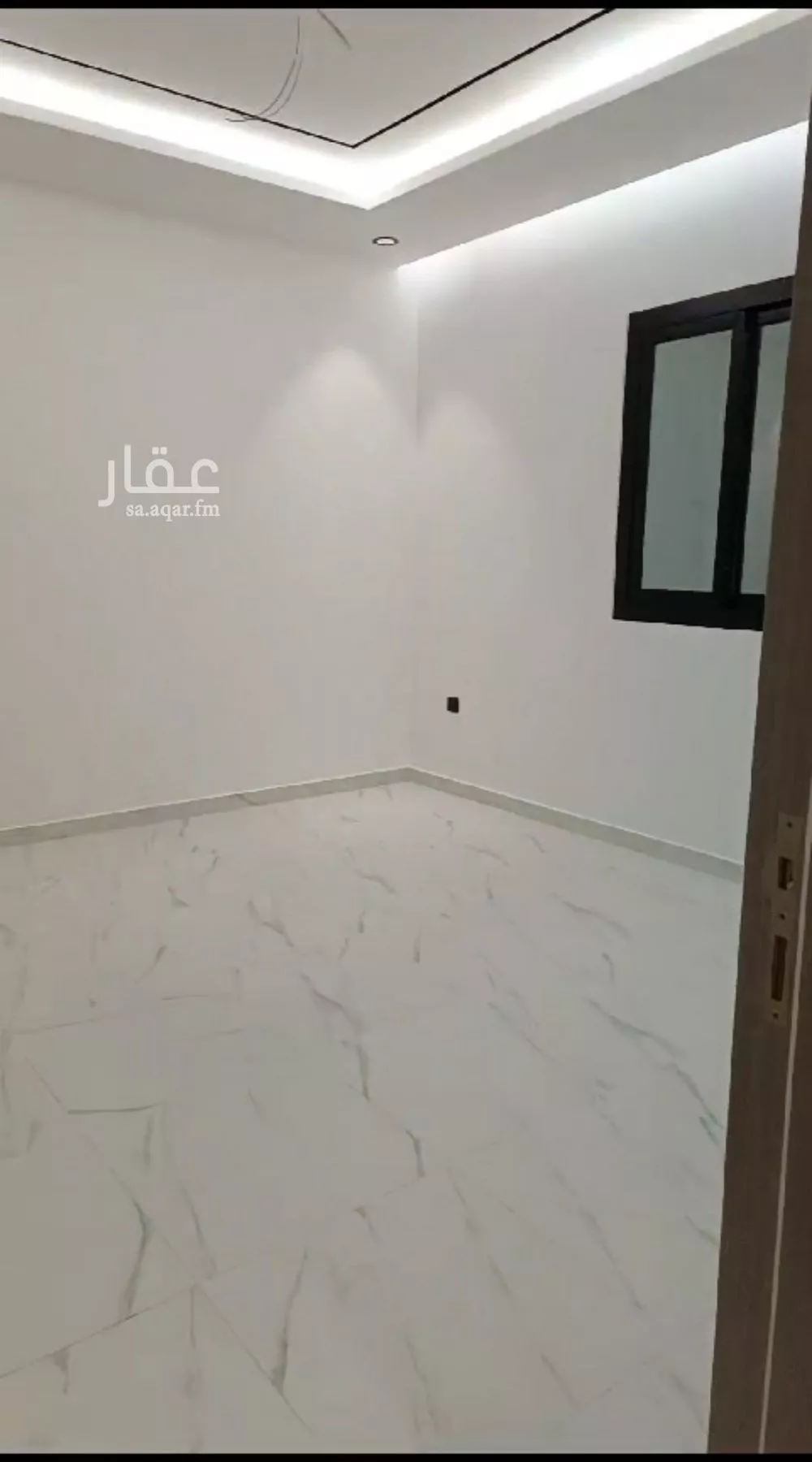 شقة 4 غرف في السلامة 10
