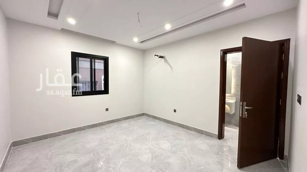 4 bedroom apartment in Al Marwa 9