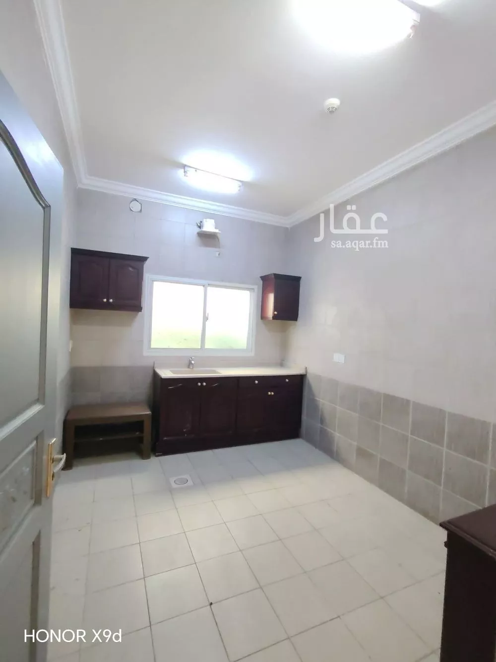 شقة 1 غرف في الفيصلية 6