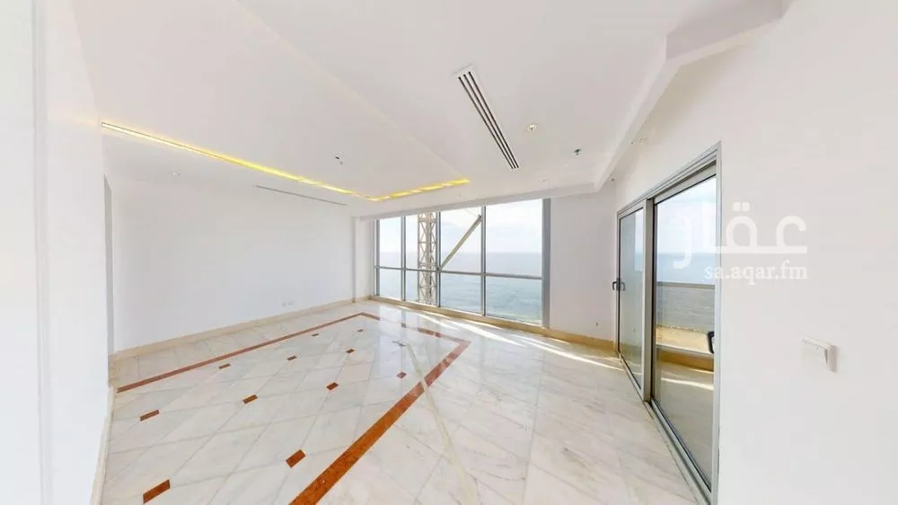6 bedroom apartment in Al Shati 12
