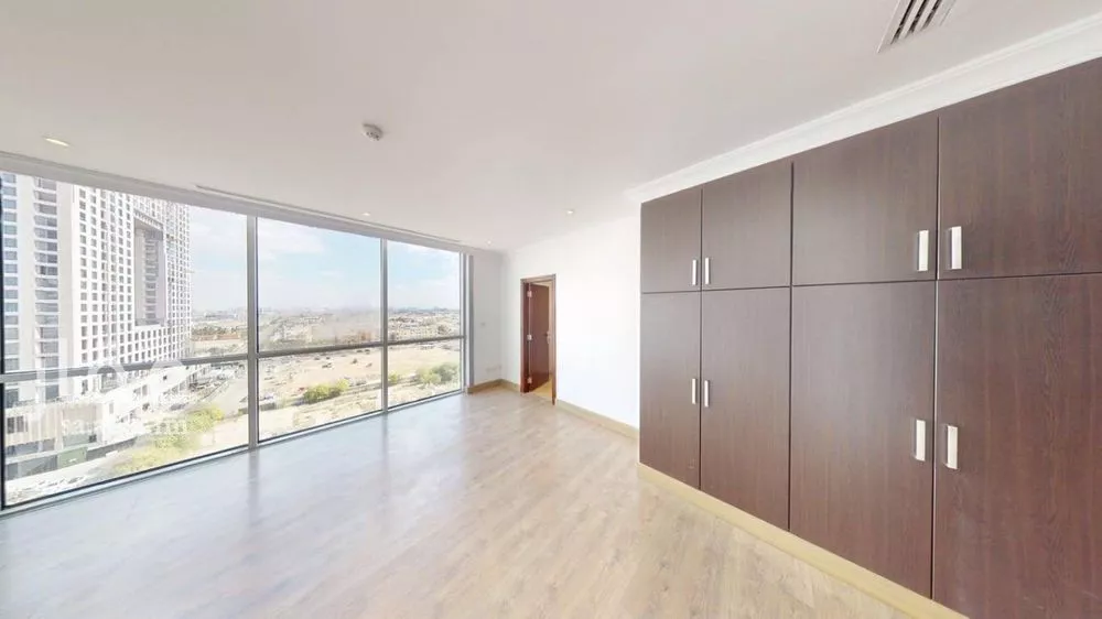 6 bedroom apartment in Al Shati 19