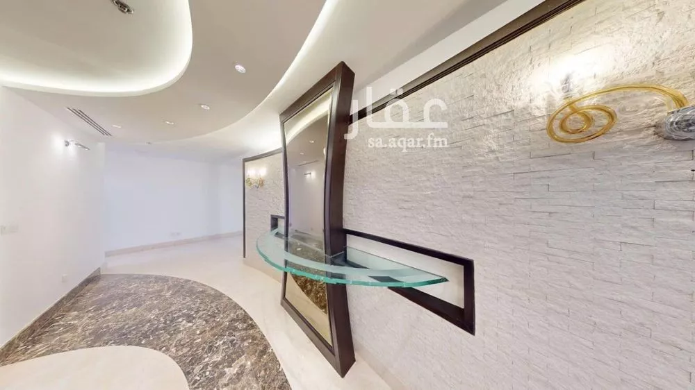 6 bedroom apartment in Al Shati 20