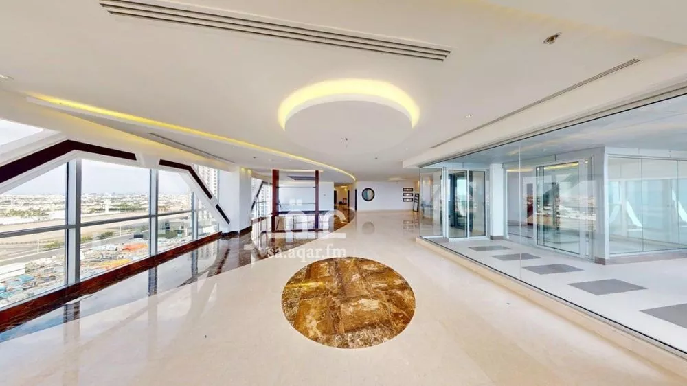 6 bedroom apartment in Al Shati 3