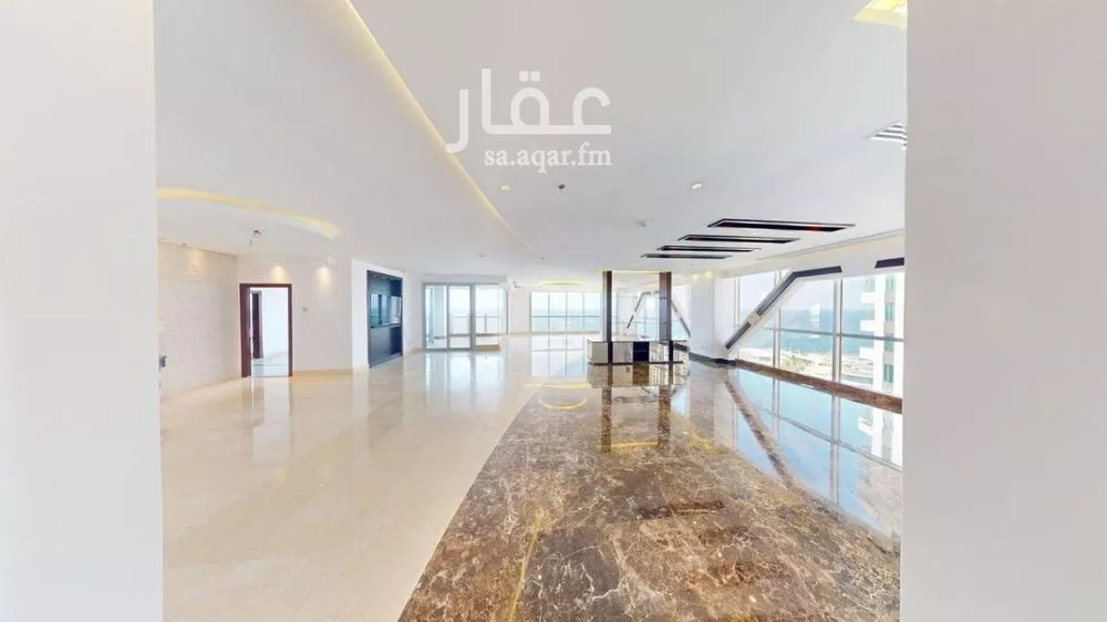 6 bedroom apartment in Al Shati 7