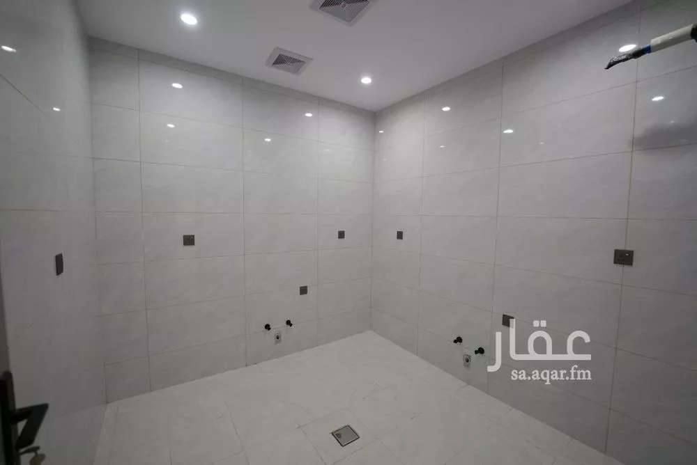 4 bedroom apartment in Al Zahra 2