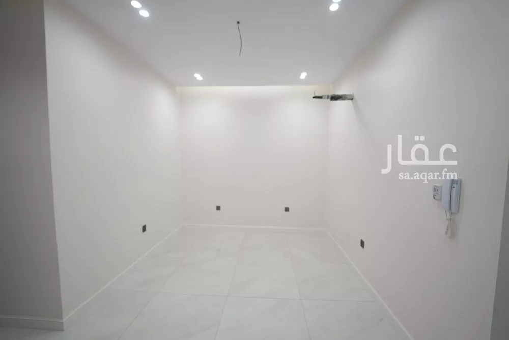 4 bedroom apartment in Al Zahra 6