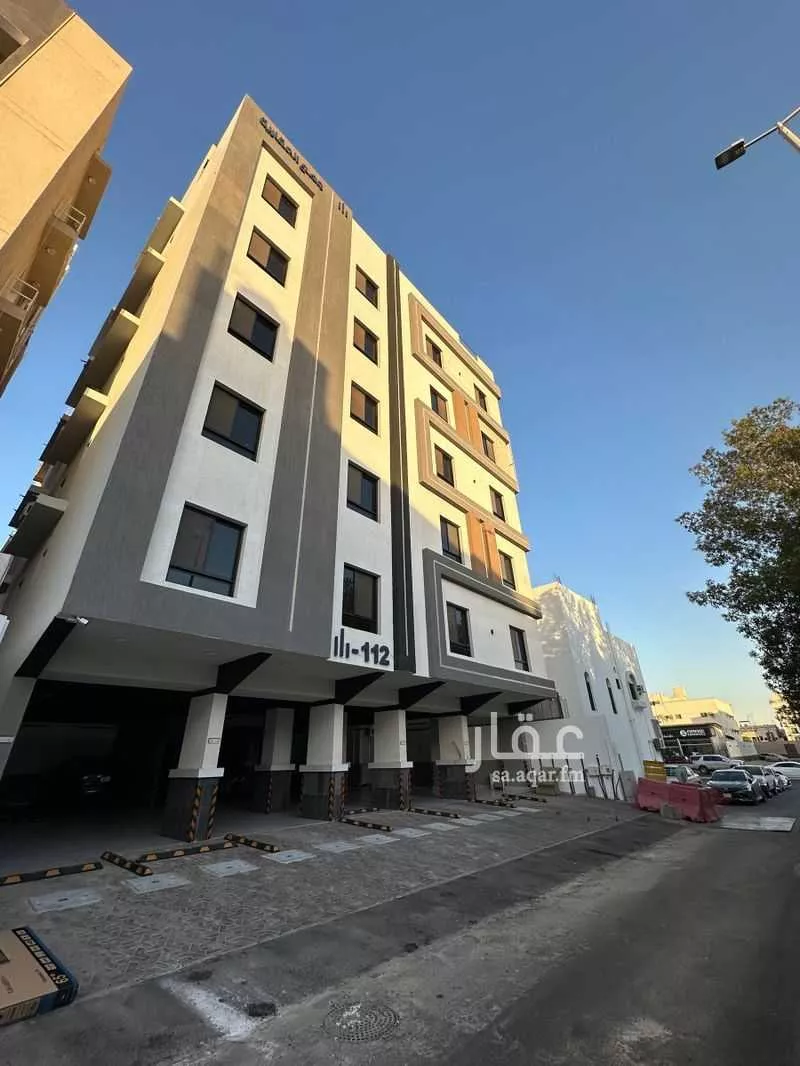 5 bedroom apartment in Al Safa 4